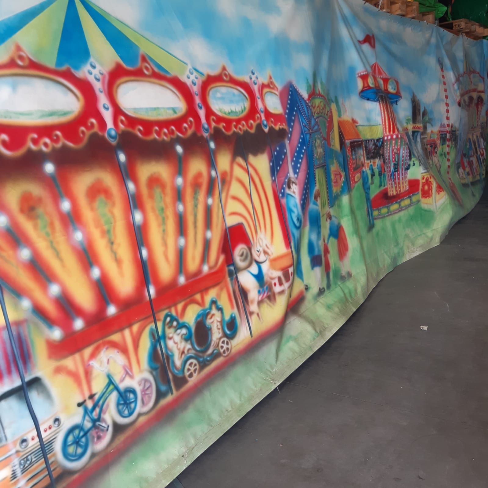 Achterwand kermis 12 x 2,5 m